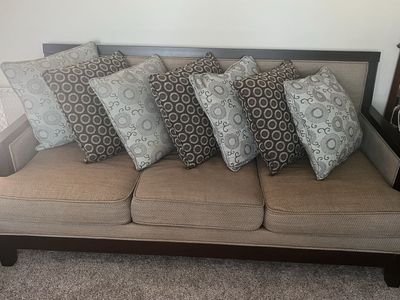 Elegant 3-Seat Sofa with Dark Wood Frame & Matching Accent Pillows - Neutral Fabric