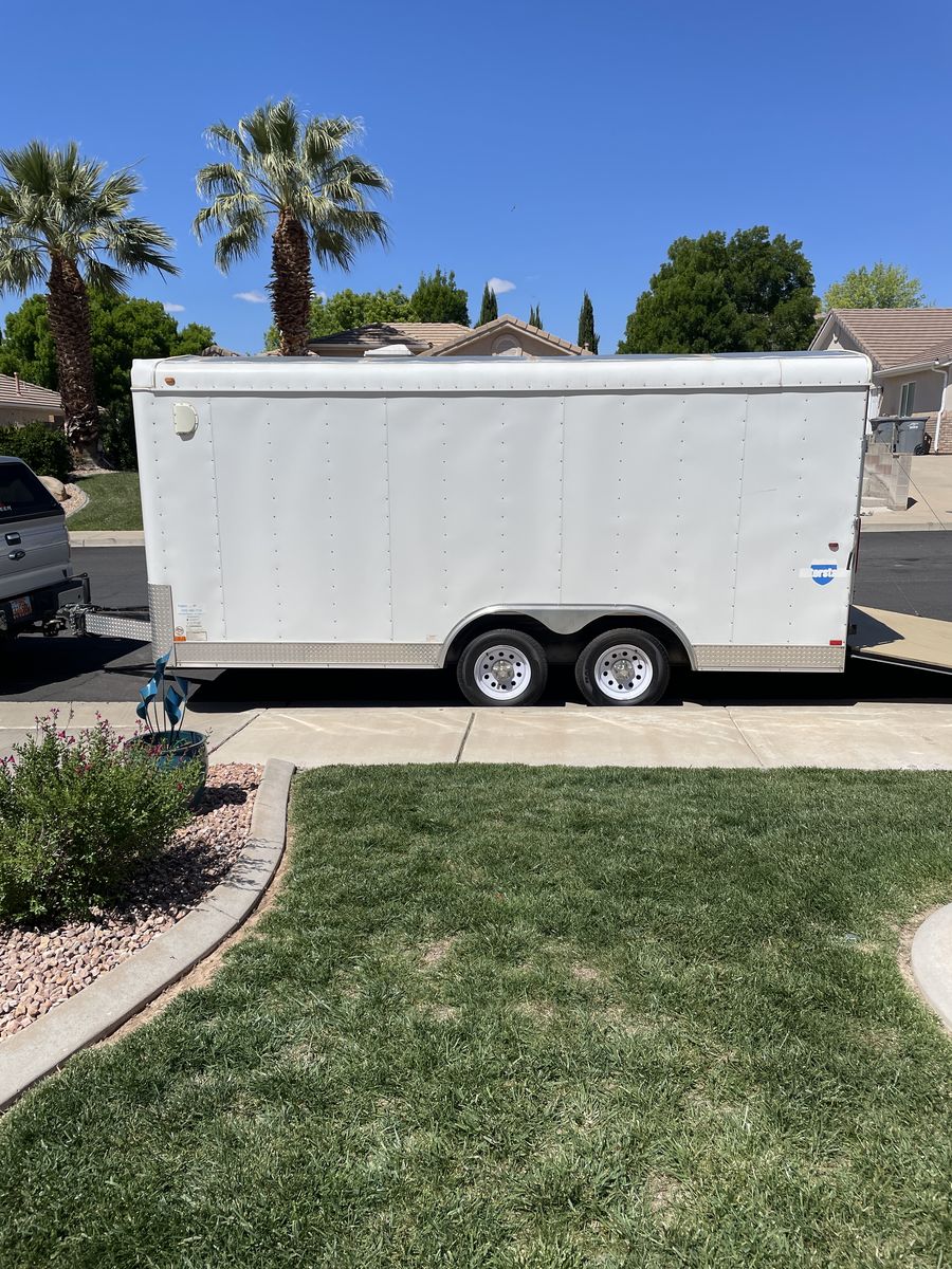 2009 Interstate Cargo Trailer