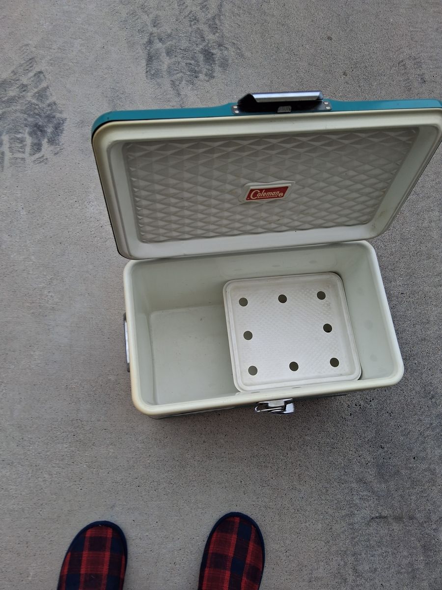 Coleman cooler