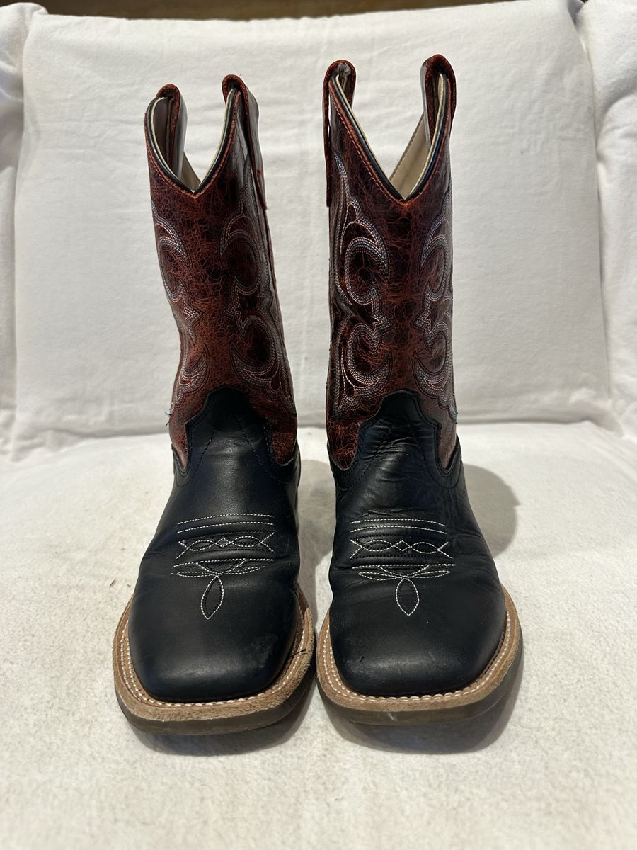 Old West youth size 1 black/red western boots