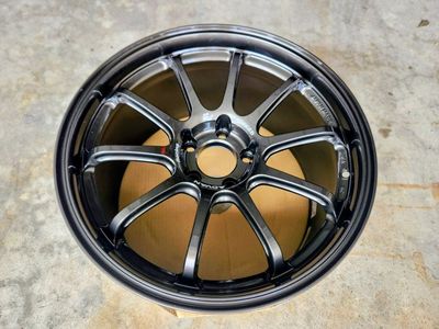 One new Advan RS-DF 18x10.5 35 offset 5x114.3