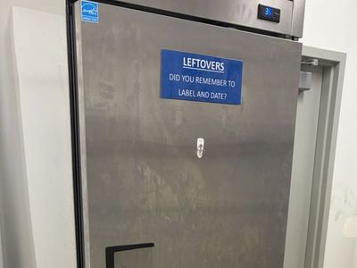 Commercial reach in fridge in great shape