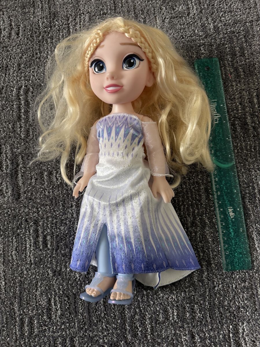 Disney Frozen Elsa Adventure Doll - 14 " Tall with Signature Dress & Braids - Excellent Condition