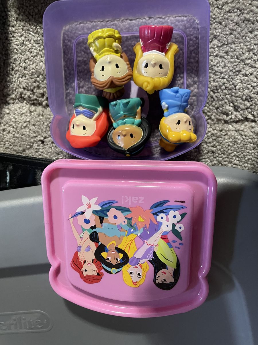 Disney Princess Play Figure Set in container.  Ariel, Jasmine, Cinderella, Sleeping Beauty, and Belle.