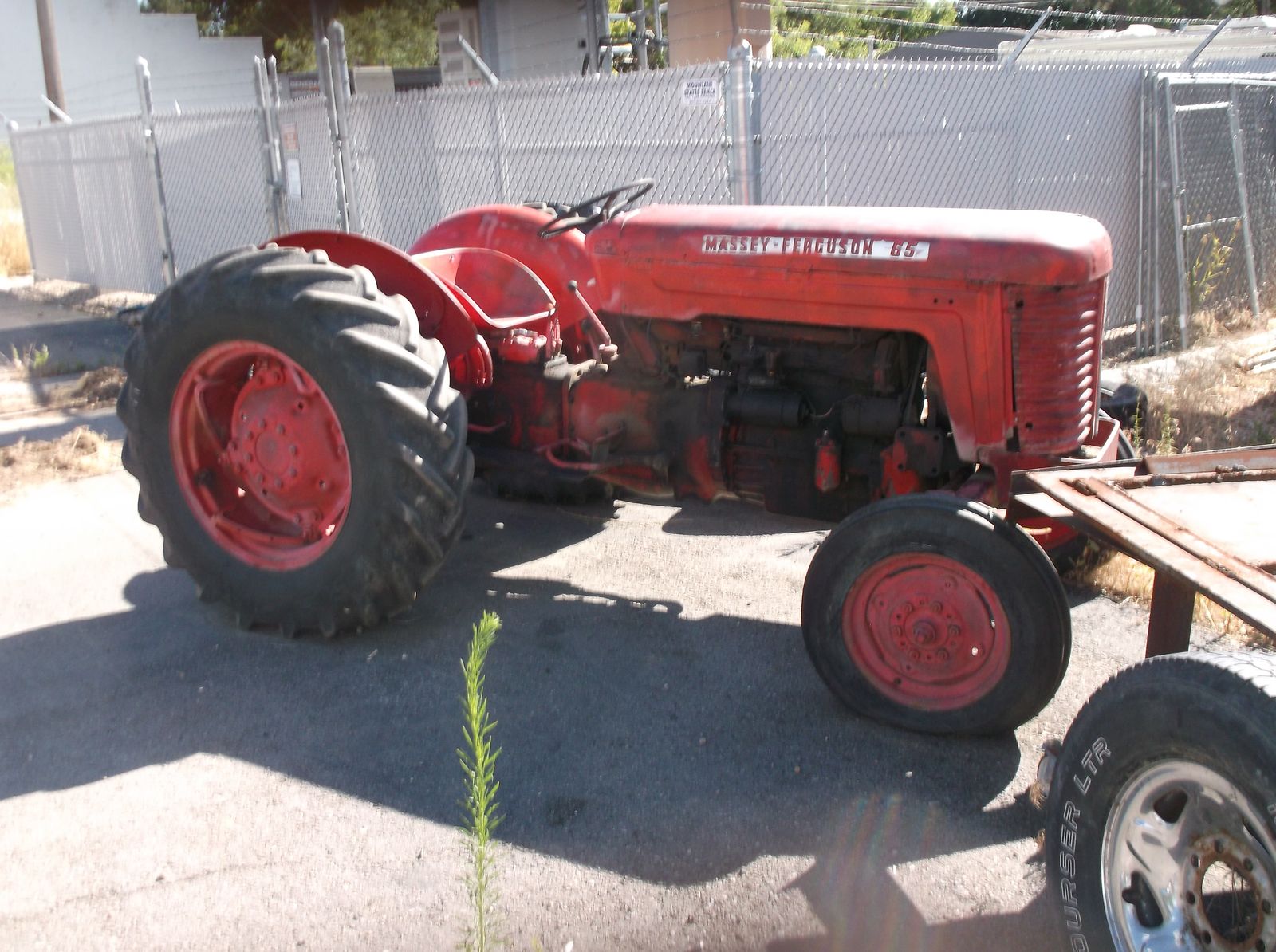 TRADE MASSEY FERGUSON 65