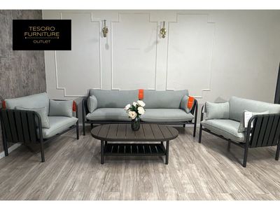 NEW SUNVILLA PATIO SET AMAZING DEAL