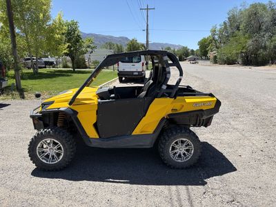 2012 can-am commander