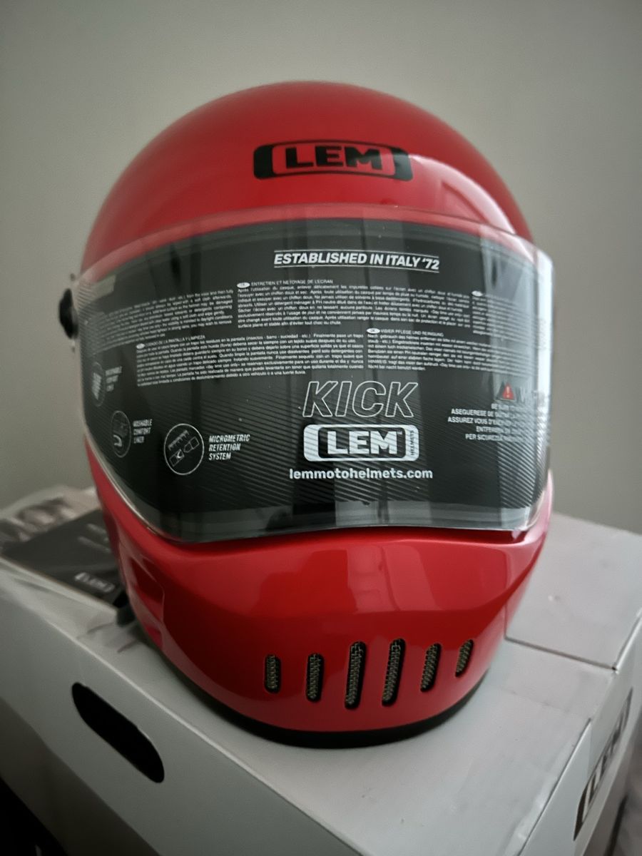 KLM Helmet
