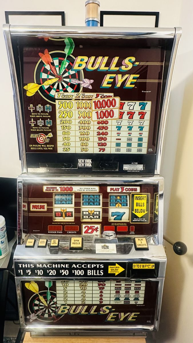 IGT Vegas Slot Machine