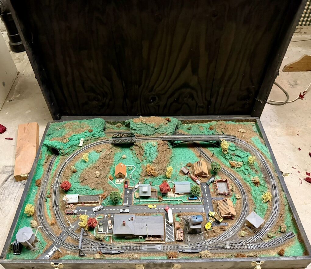 Vintage N Scale Train Set In Custom Case