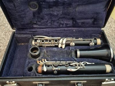 Vito Clarinet with Warranty