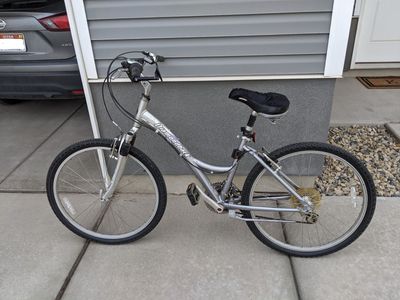 Diamondback Women's Full Suspension 26" Mountain Bike