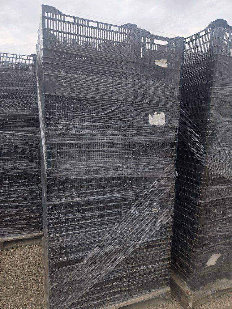 Stackable Plastic Agricultural Produce Crates Pallet Quantity or Single - $1 each Tote