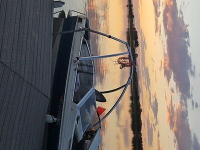 1988 Bayliner Capri OMC Cobra