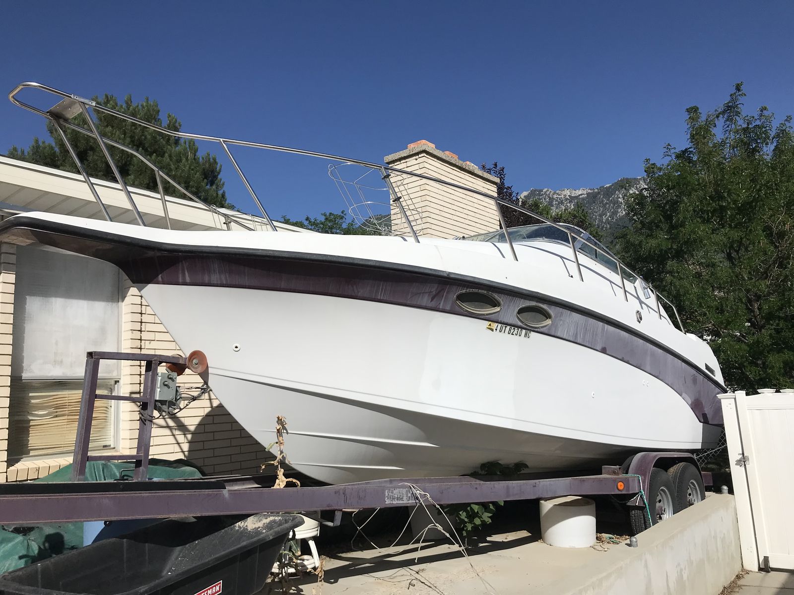 1995 Crownline 26ft Boat