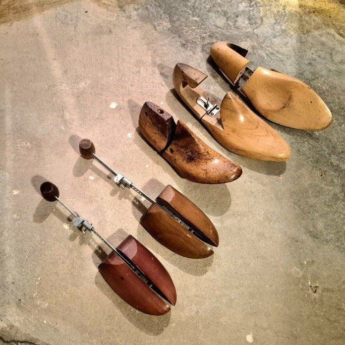 Vintage Wooden Shoe Stretchers & Trees - Set of 5, Assorted Styles & Sizes