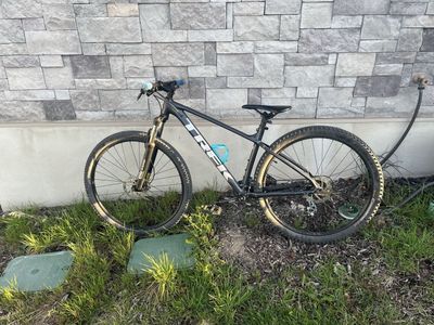 2023 Trek Marlin 5
