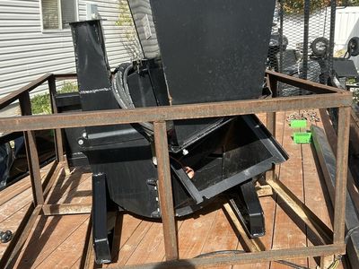 Skid steer hydraulic 4” wood chipper