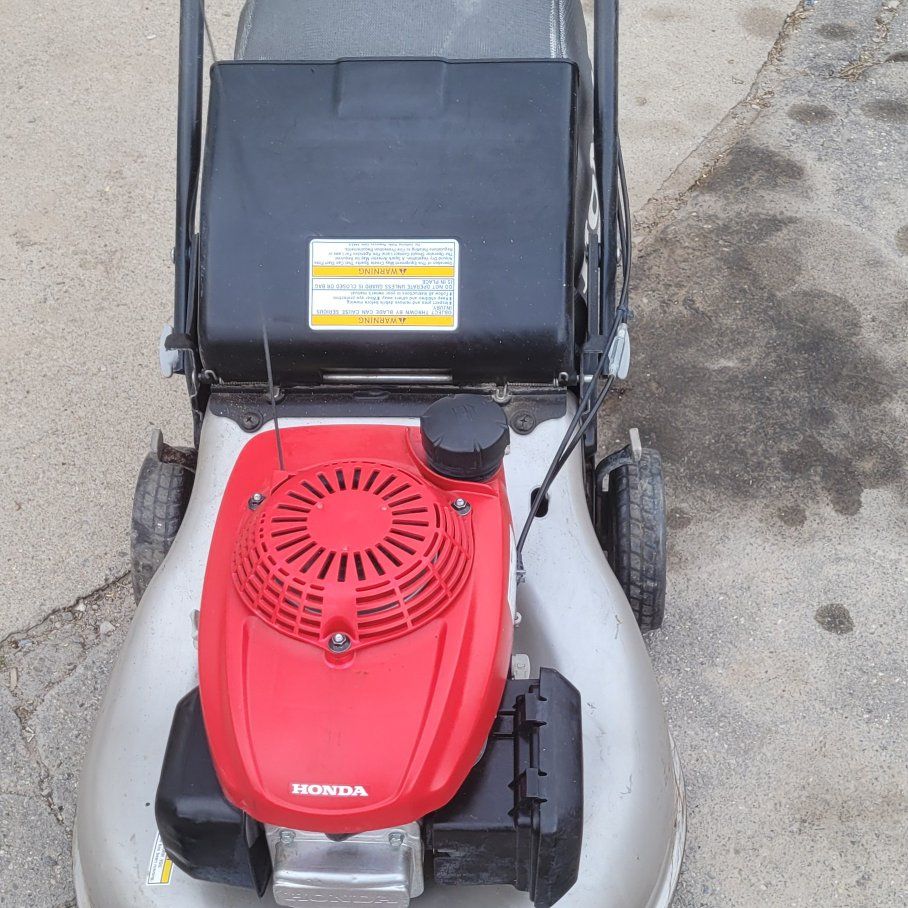 Honda lawnmower 22"cut
