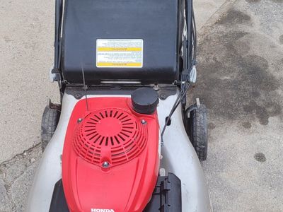 Honda lawnmower 22"cut