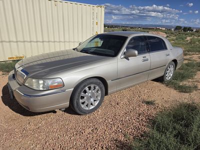 2009 Lincoln Town Car Signature Limited