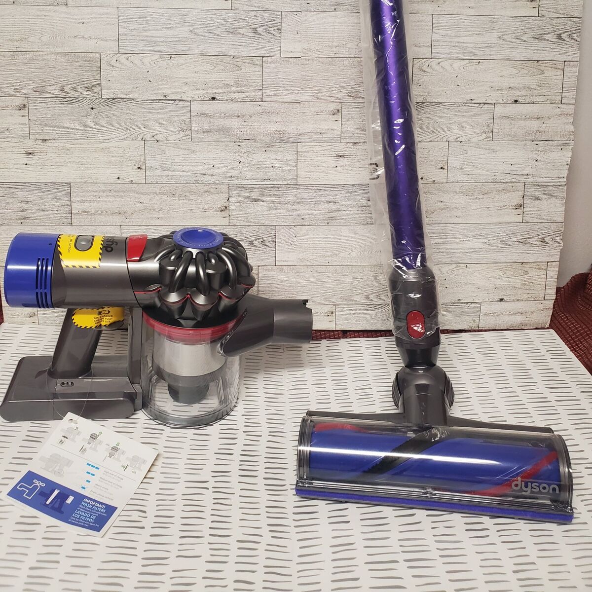 Dyson v8