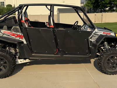 Polaris RZR XP 900 4 seater