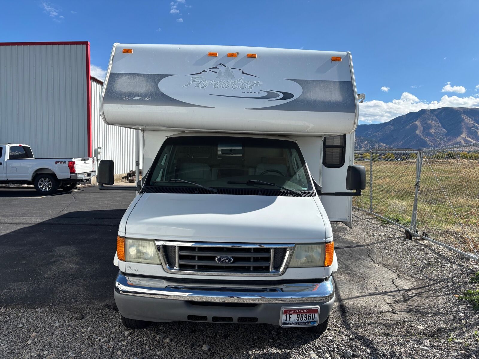 2004 Class C Forester 3101SS