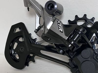 Shimano XTR M9100 Shadow RD+ Rear Derailleur 12-Speed SGS Long Cage MTB