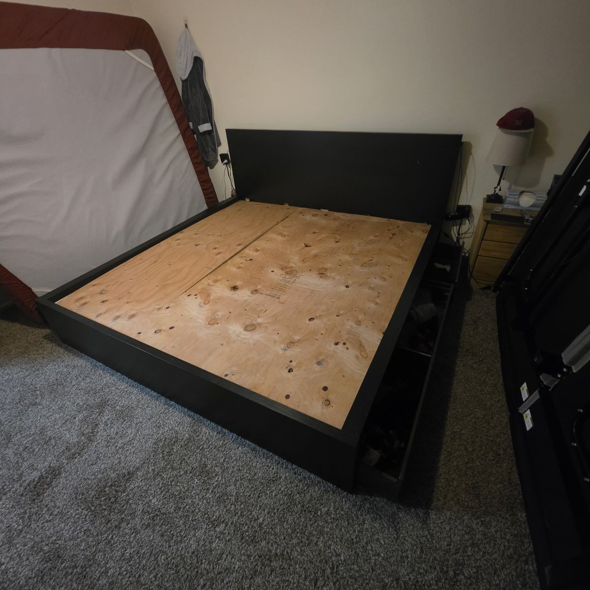 Main image 4
