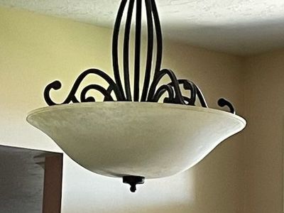 Entry way light fixture