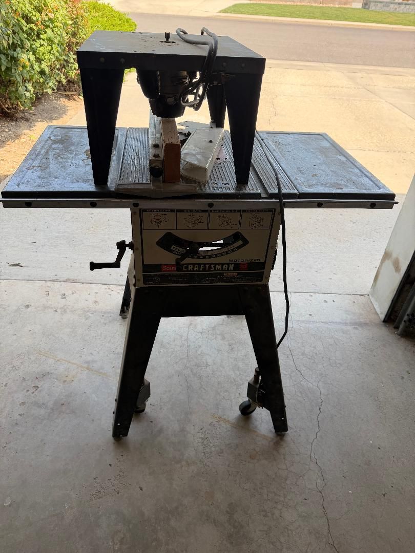 Craftsman 10-inch Table Saw with Stand and Casters