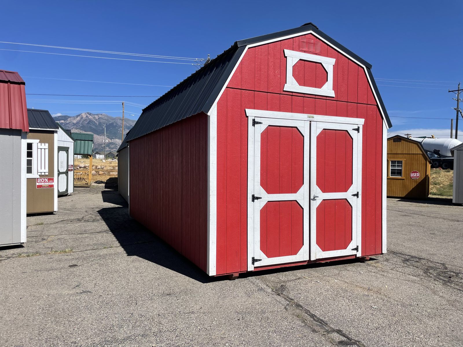 PRE-OWNED BARN ALERT:10x20 End Lofted Barn Shed!
