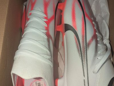 Men's size 12 Puma ULTRA Match FG/AG Soccer Cleat