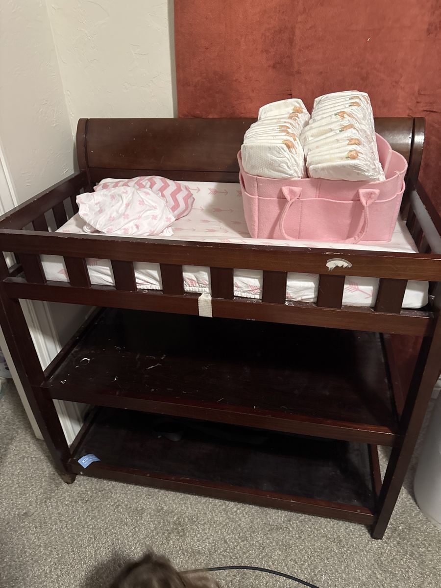Baby changing table