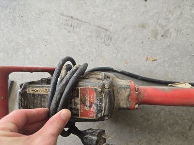 Milwaukee mixing drill