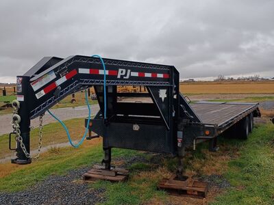 PJ trailer 22'6"x8'
