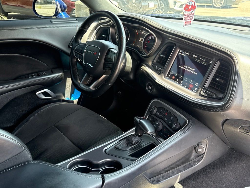 Main image 25