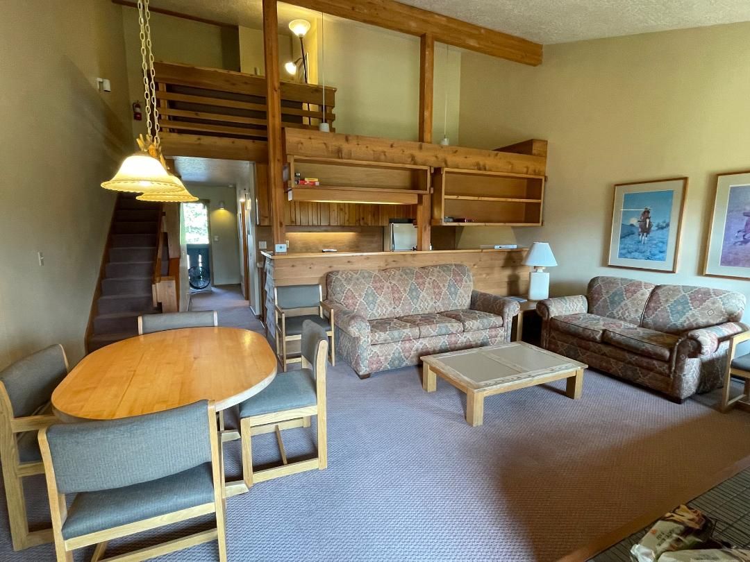 Main image 4