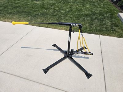 SKLZ Hurricane Category 4 Batting Trainer Baseball/Softball Swing Pitching Aid w/ Carry Bag