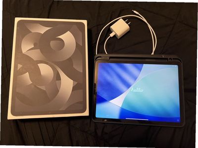 iPad Air M1 64gb WiFi with ESR case and original box