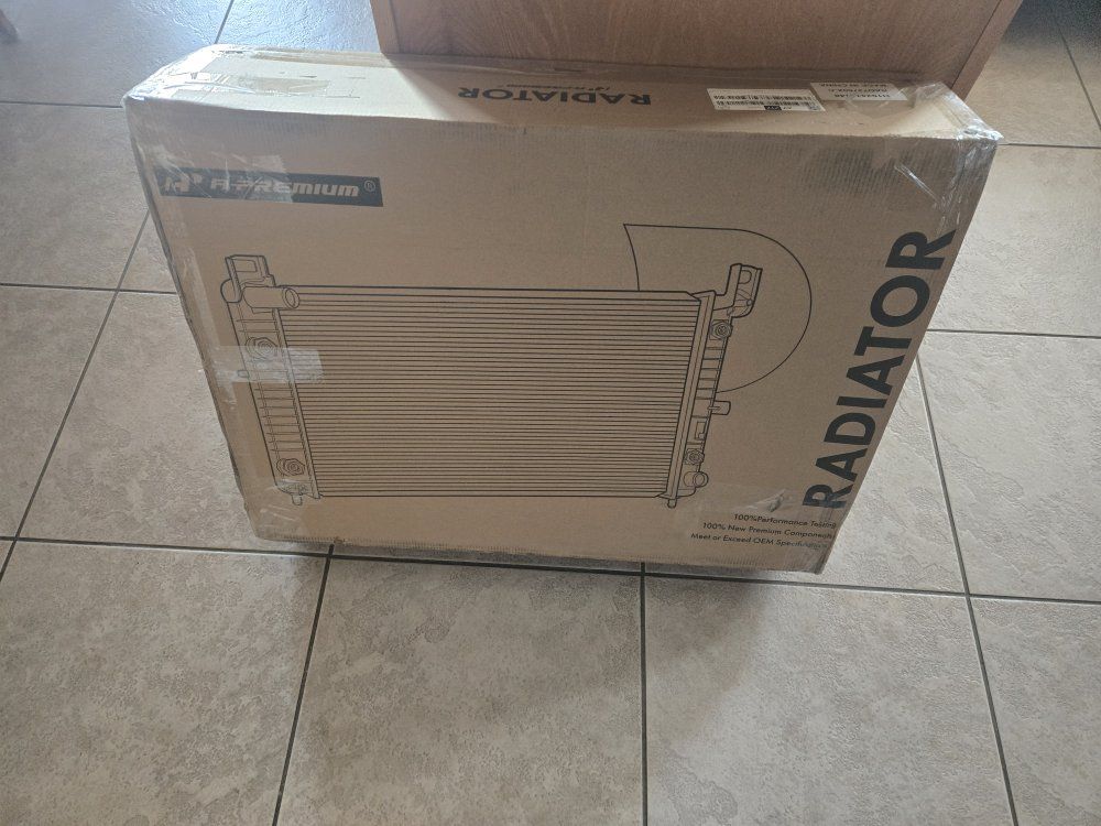 2008 jeep jk  v6 3.8 radiator