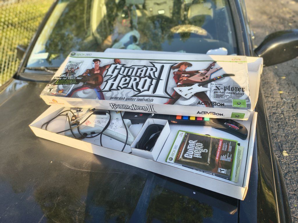 Guitar Hero III Legends of Rock & Guitar Hero 5 w/ X-plorer Guitar Controller for Xbox 360