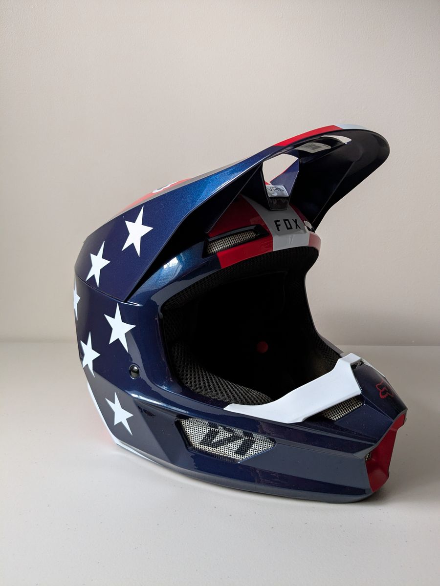 Fox Racing V1 Core Ultra Helmet White/Red/Blue