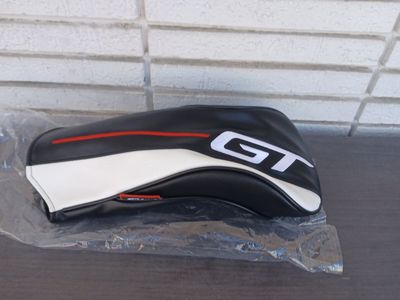 Titleist GT driver head cover