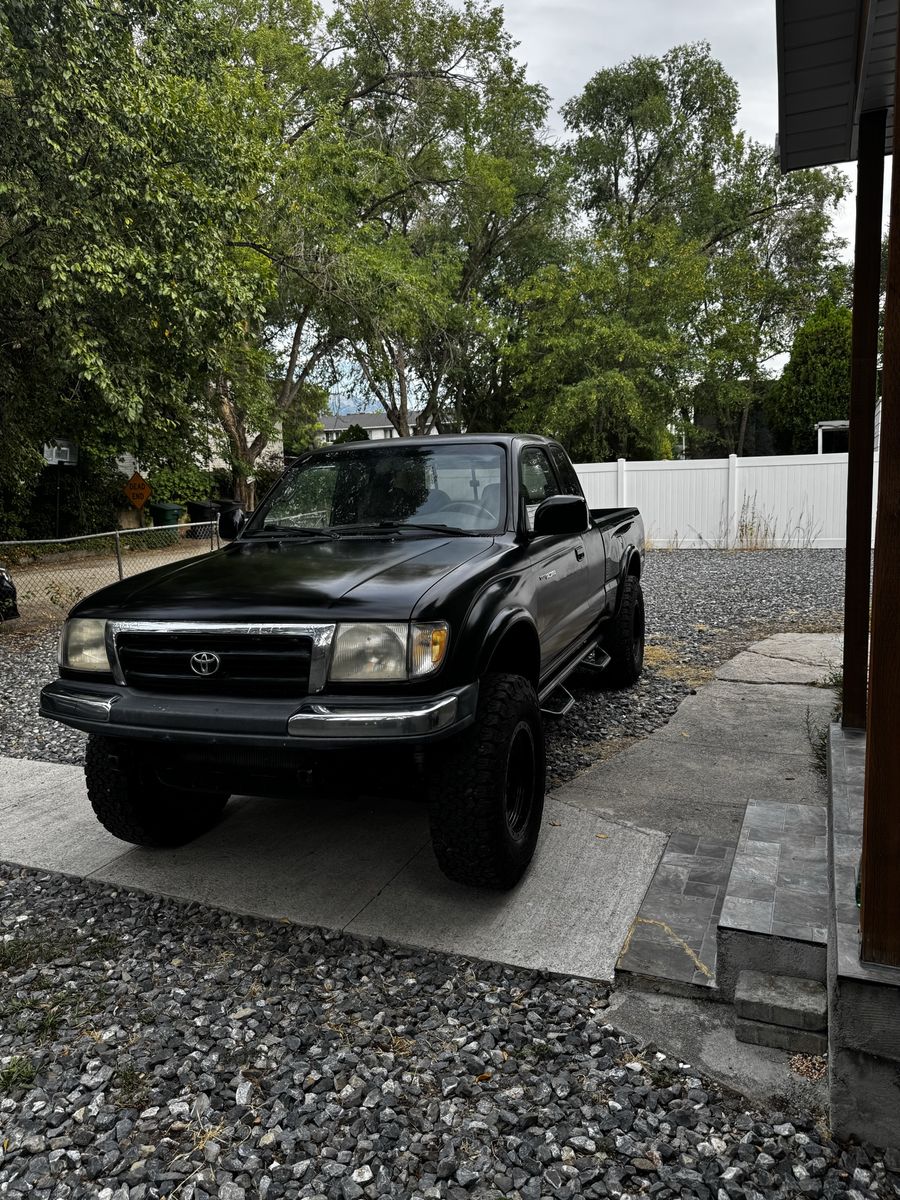 Main image 5