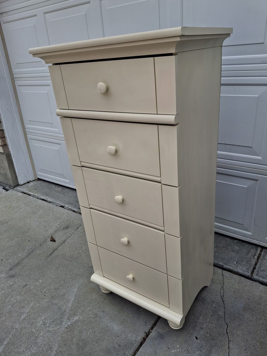 antique white lingerie dresser