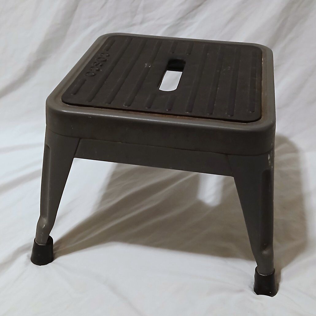 Cosco Metal Stool, Very Sturdy