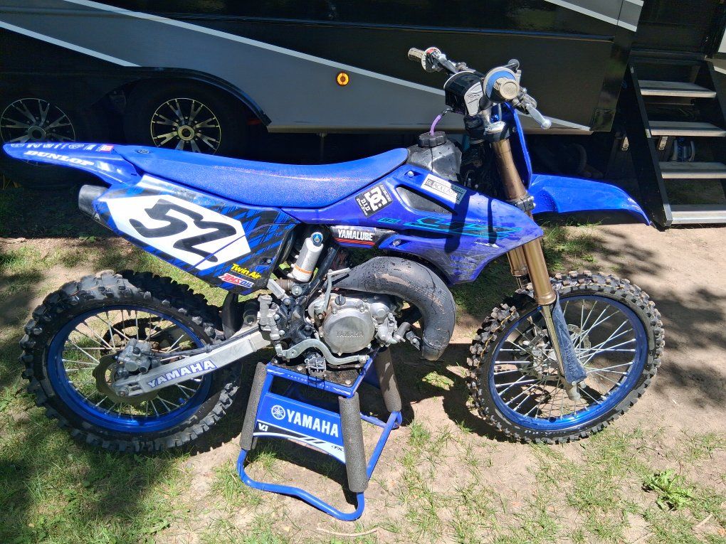 Main image 4
