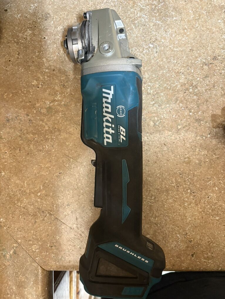 Makita Cordless Grinder